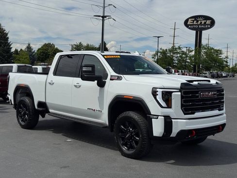 Used 2025 GMC Sierra 3500 AT4 w/ AT4 Premium Plus Package AWD/4WD image 10