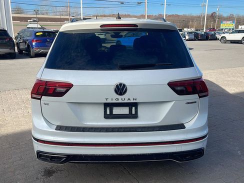 Certified 2023 Volkswagen Tiguan SE R-Line image 5