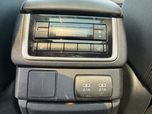 Used 2022 Subaru Ascent Limited w/ Technology Package AWD/4WD image 20