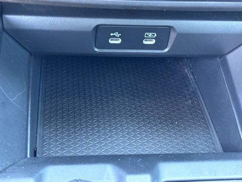 Certified 2025 Honda Accord SE image 30