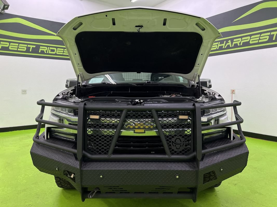 Used 2020 Chevrolet Silverado 1500 LT w/ Convenience Package AWD/4WD image 4
