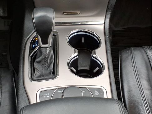 Used 2021 Jeep Grand Cherokee High Altitude AWD/4WD image 26