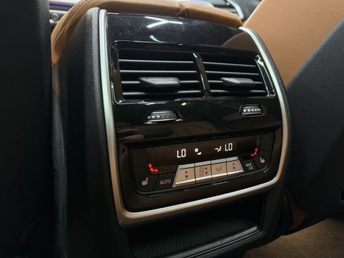 Used 2022 BMW X5 xDrive40i AWD/4WD image 28