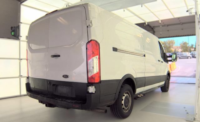 Used 2021 Ford Transit 250 Low Roof RWD image 3