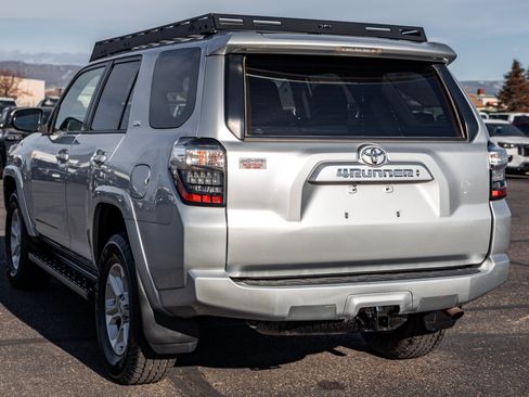 Used 2023 Toyota 4Runner SR5 Premium AWD/4WD image 5