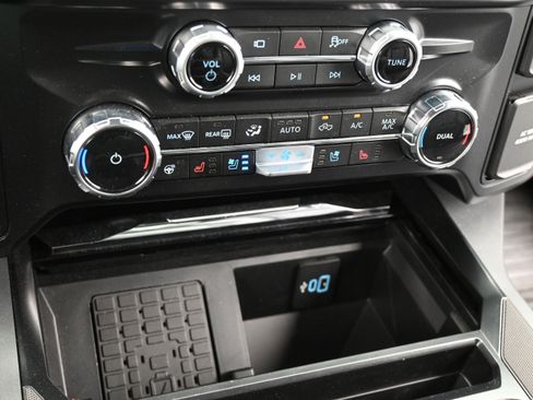 Used 2026 Ford F250 Lariat AWD/4WD image 19
