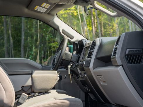 Certified 2019 Ford F150 XLT AWD/4WD image 14