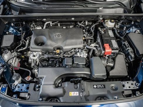 New 2025 Toyota RAV4 XLE image 18