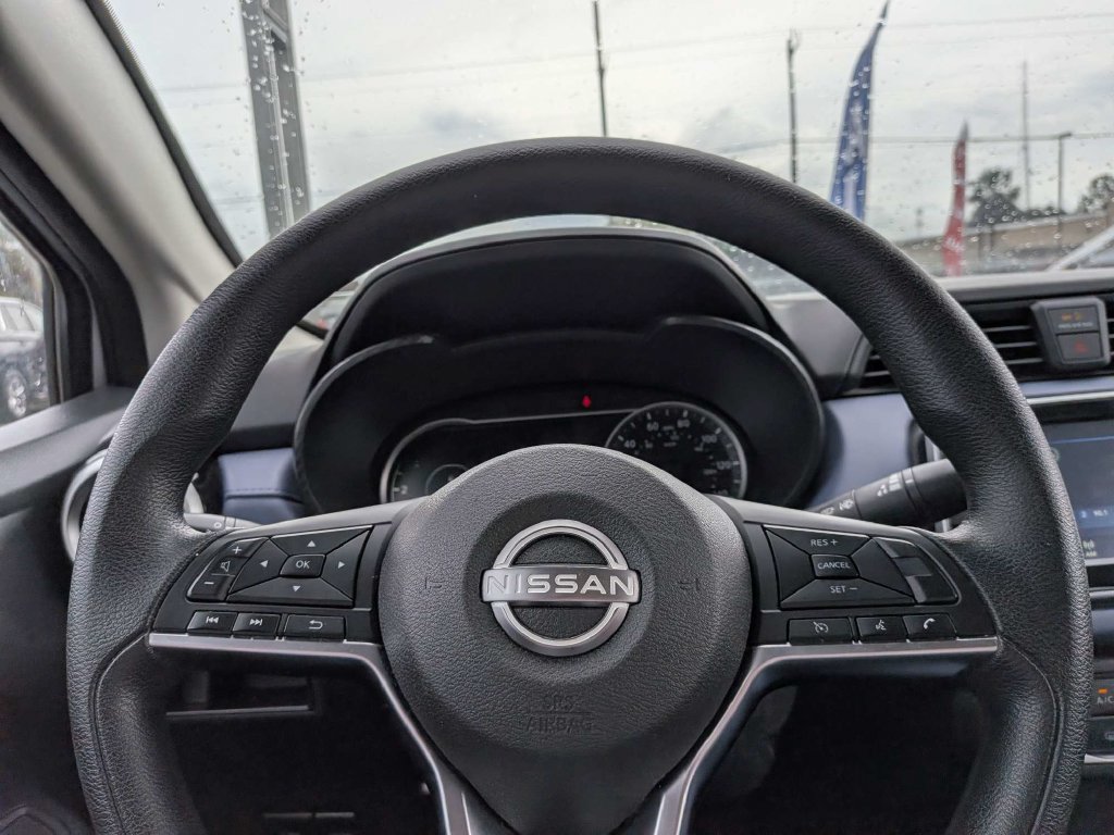 Used 2024 Nissan Versa SV FWD image 20