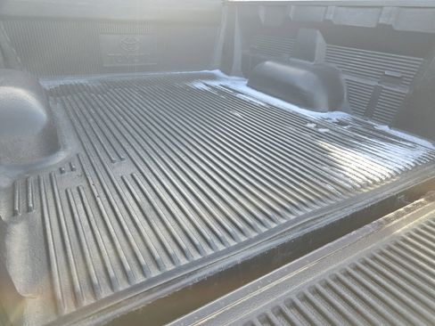 Used 2014 Toyota Tundra SR5 image 15