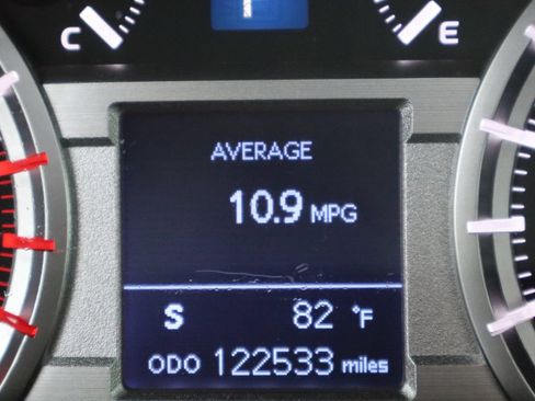 Used 2016 Toyota 4Runner Limited AWD/4WD image 46