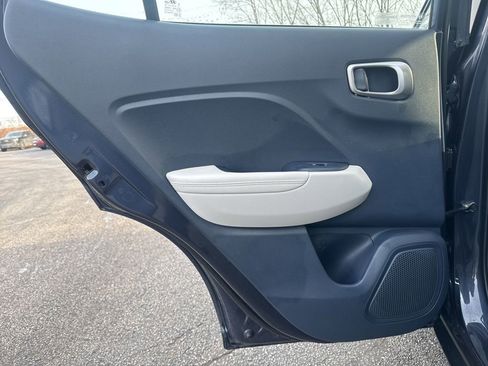 Used 2023 Hyundai Venue Limited w/ Cargo Package image 26