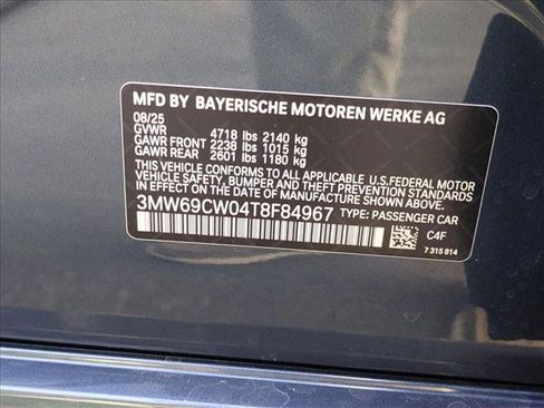 Used 2026 BMW 330i Sedan w/ Premium Package image 17