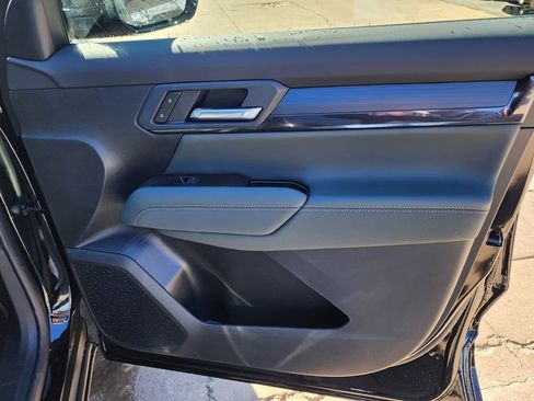 New 2026 GMC Terrain AT4 w/ Convenience Package III image 38