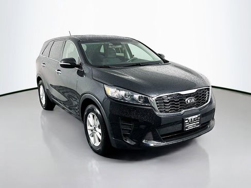 Used 2020 Kia Sorento L FWD image 1