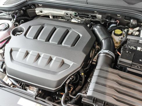 New 2026 Volkswagen Golf AWD/4WD image 13