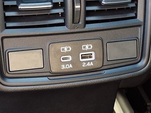 Used 2026 Subaru Forester Premium AWD/4WD image 12