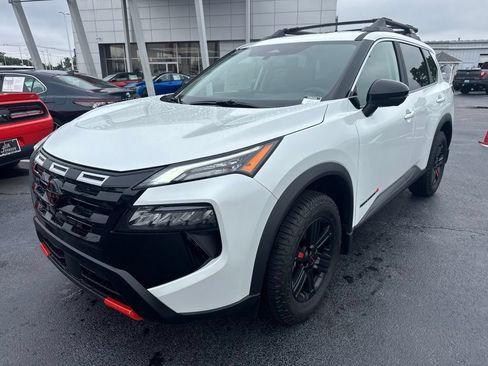 New 2026 Nissan Rogue SV w/ Rock Creek Premium Package AWD/4WD image 9
