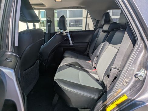 Used 2018 Toyota 4Runner SR5 Premium AWD/4WD image 29