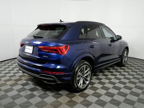 Used 2024 Audi Q3 2.0T Premium Plus image 3