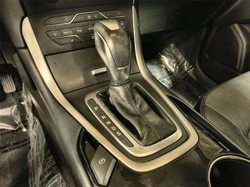 Used 2018 Ford Edge SEL w/ Equipment Group 201A image 12