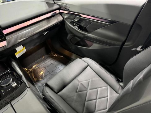 New 2026 BMW 540i xDrive w/ M Sport Package image 18