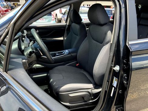 Used 2021 Hyundai Santa Fe SE FWD image 8