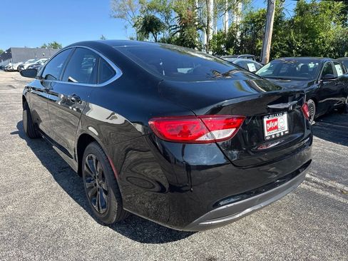 Used 2017 Chrysler 200 LX FWD image 4