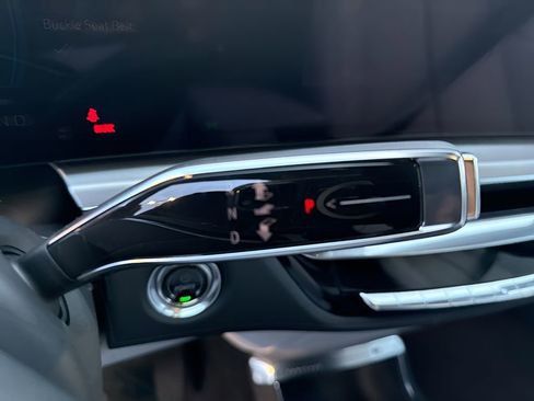 New 2025 Cadillac Lyriq Sport image 25