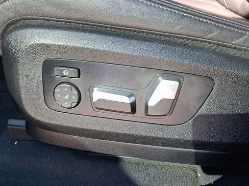 Used 2023 BMW X5 xDrive40i image 9