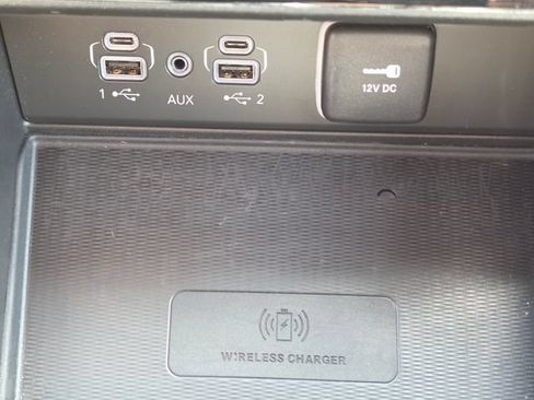 Used 2024 Jeep Grand Cherokee L Summit w/ Advanced Protech Group IV AWD/4WD image 10