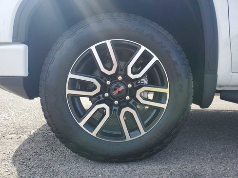 New 2026 GMC Sierra 1500 AT4 w/ Technology Package image 10