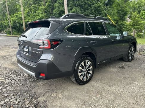 Certified 2023 Subaru Outback Limited AWD/4WD image 8