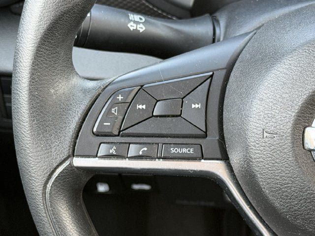 Used 2020 Nissan Kicks S FWD image 12
