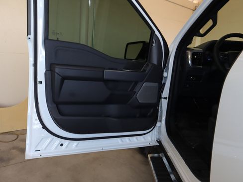 New 2025 Ford F150 Lariat w/ Equipment Group 502A High image 35