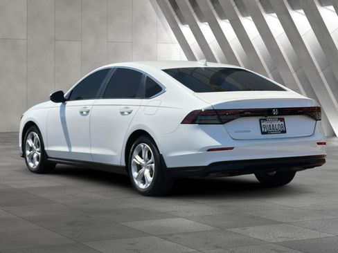 Used 2025 Honda Accord LX image 6