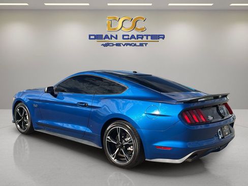 Used 2017 Ford Mustang GT Premium RWD image 3