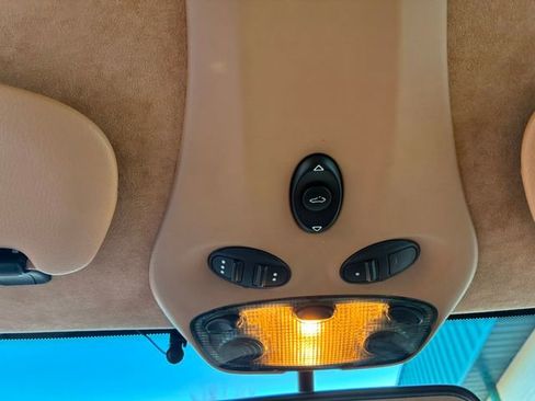 Used 2006 Porsche 911 Carrera image 24