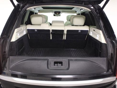 Used 2025 Land Rover Range Rover Autobiography AWD/4WD image 45