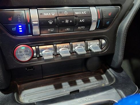 Used 2019 Ford Mustang Premium w/ Equipment Group 201A RWD image 29