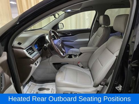 Used 2021 GMC Acadia SLT w/ Preferred Package image 16