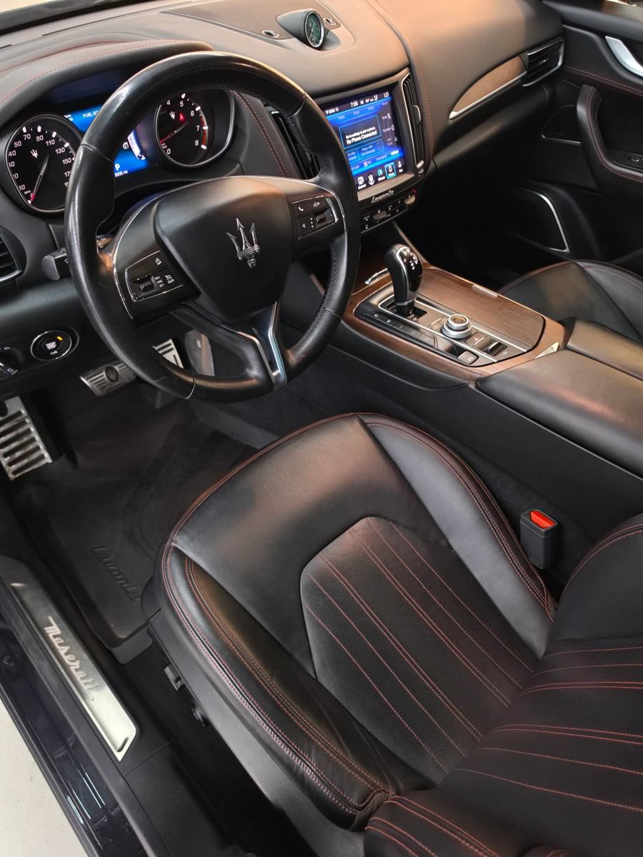 Used 2017 Maserati Levante w/ Luxury Package AWD/4WD image 49