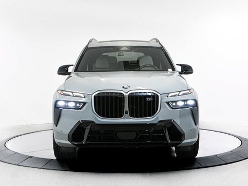 Used 2024 BMW X7 M60i w/ Climate Comfort Package AWD/4WD image 10