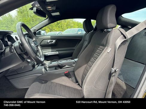 Used 2017 Ford Mustang GT RWD image 11