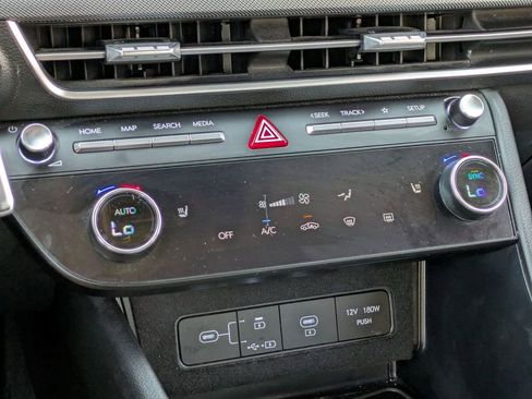 Used 2025 Hyundai Sonata SEL image 17