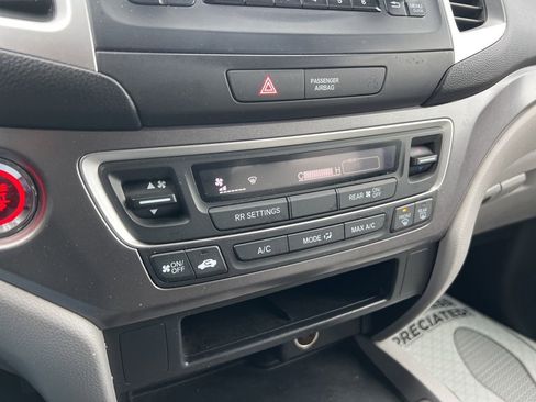 Used 2016 Honda Pilot LX image 10