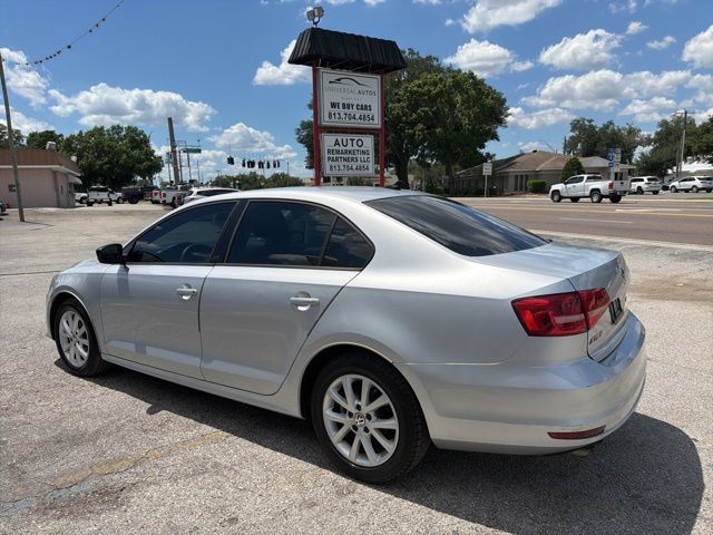 Used 2015 Volkswagen Jetta SE FWD image 7