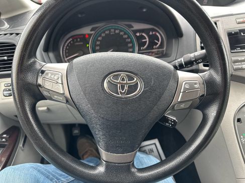 Used 2009 Toyota Venza image 18