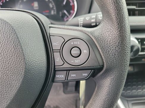 Used 2025 Toyota RAV4 LE image 20