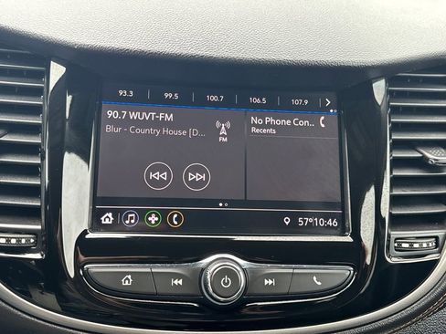 Used 2020 Chevrolet Trax LS w/ Fleet Convenience Package FWD image 20